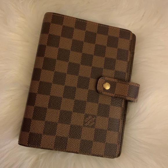 Louis Vuitton Accessories - Authentic Louis Vuitton Medium ring agenda cover